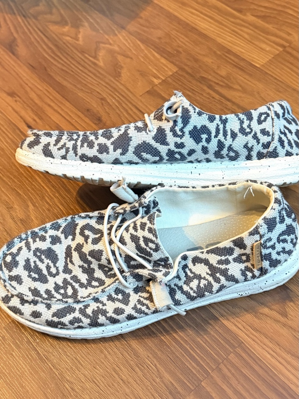 Hey Dude Women's Leopard Print Slip-On Flats - Gray & White - Picture 5 of 8